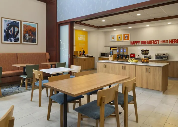 Hampton Inn & Suites Mystic